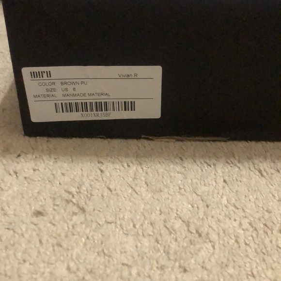 Beautiful Tan Mid-Calf Heels , size 6,  3inch ,only worn once. - Picture 8 of 8